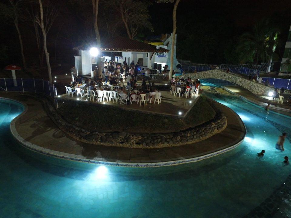 Hotel Hacienda Campestre Melgar Esterno foto
